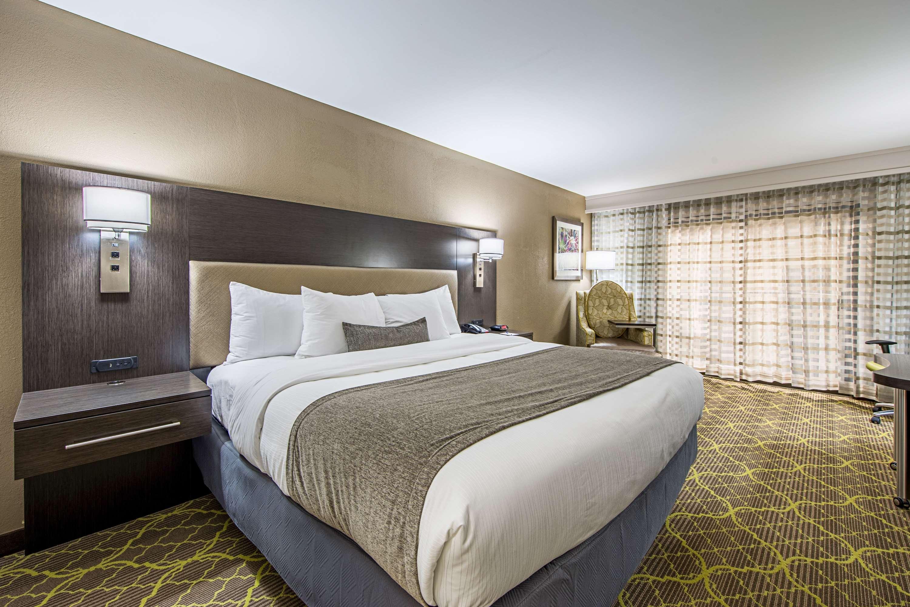 Best Western Plus Clemson Hotel & Conference Center Extérieur photo