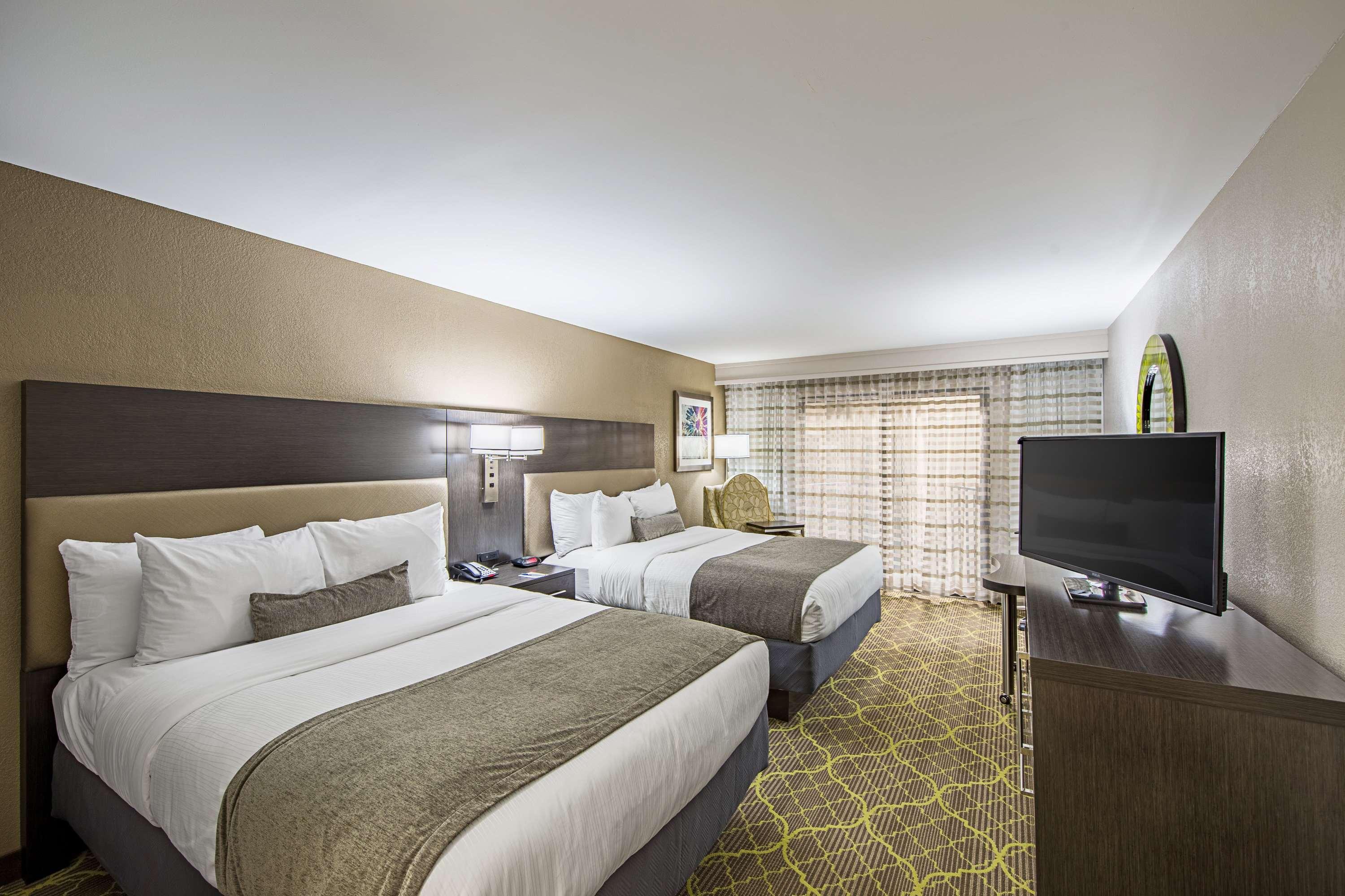 Best Western Plus Clemson Hotel & Conference Center Extérieur photo