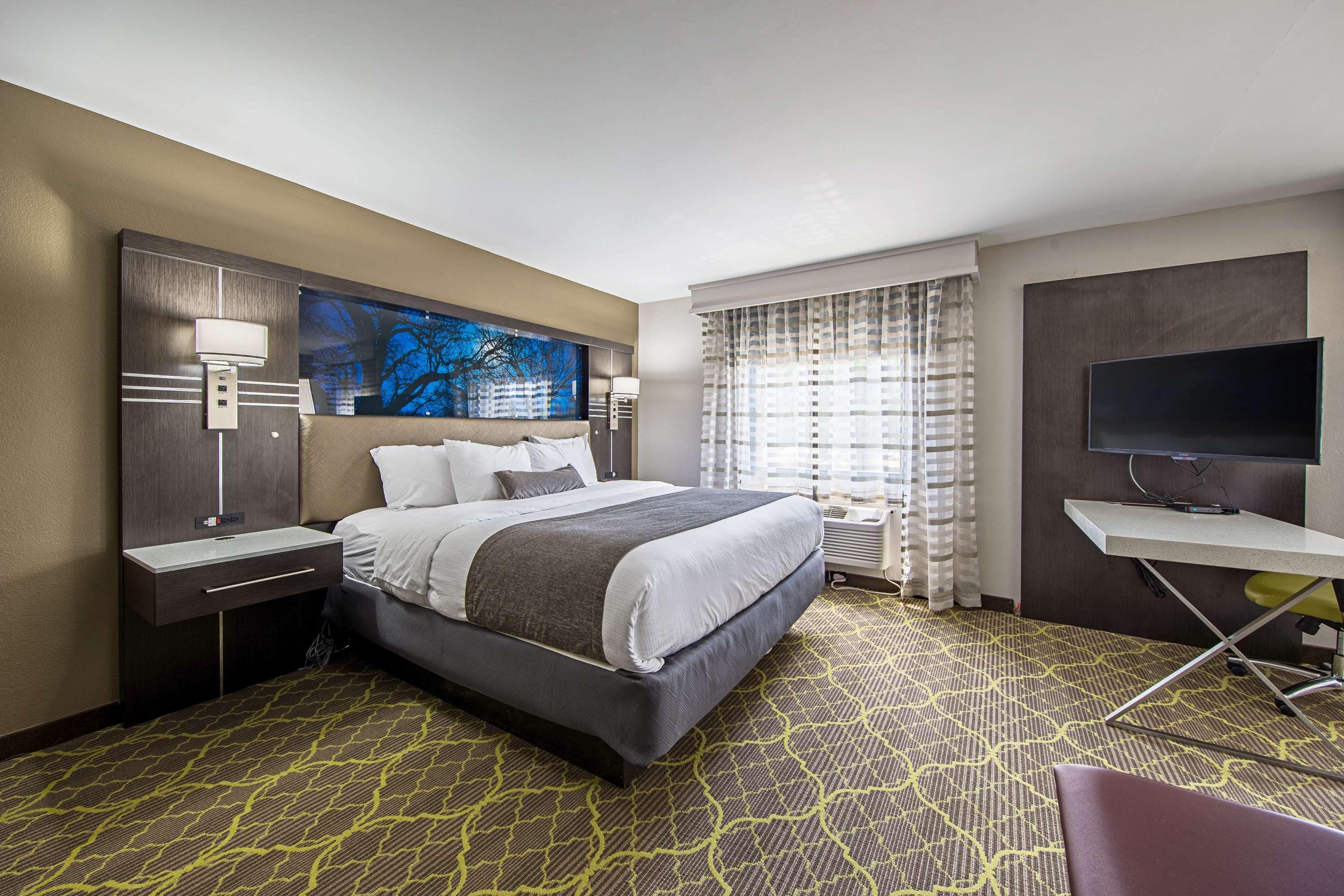 Best Western Plus Clemson Hotel & Conference Center Extérieur photo